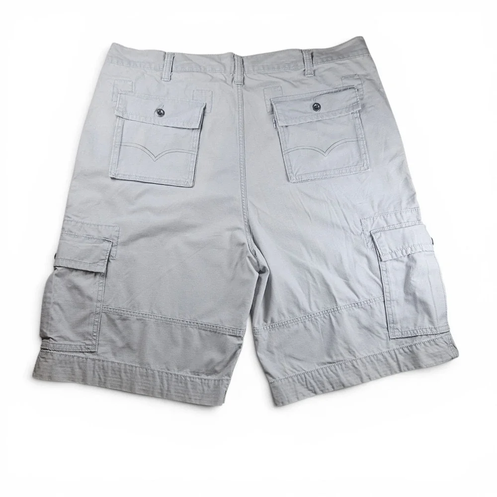 Levis Cargo Shorts Size 42 Gray Relaxed Fit 100% Cotton Canvas Utility Carrier